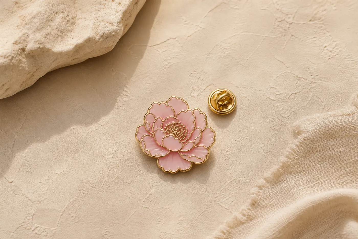 Pin's Émaillé Fleur Muse